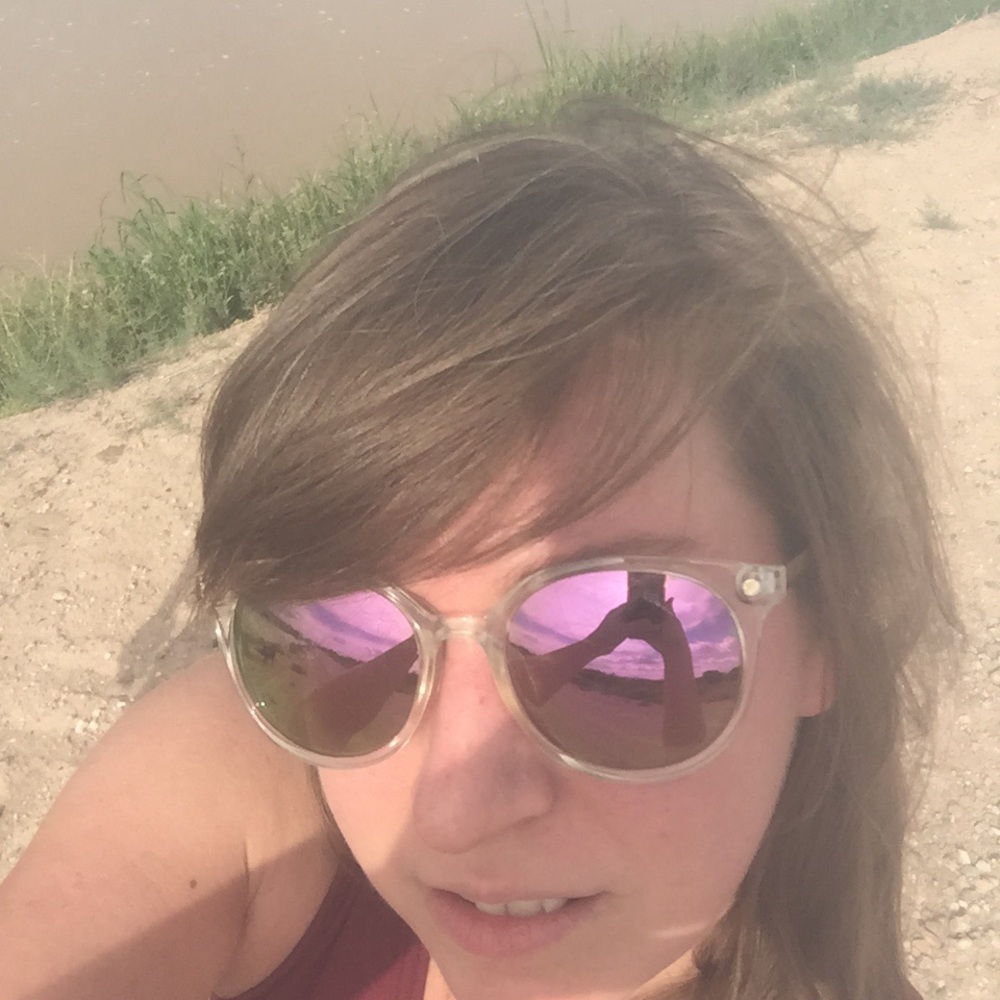 Meet your Posher, Megan